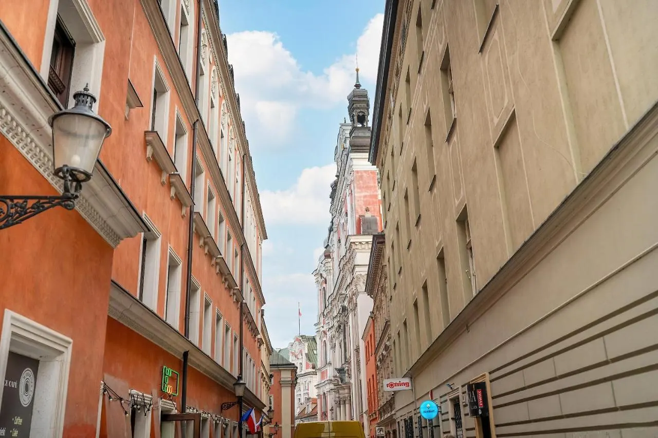 Sunny Apartments In The Heart Of Poznan Old Town By Noclegi Renters 0*,