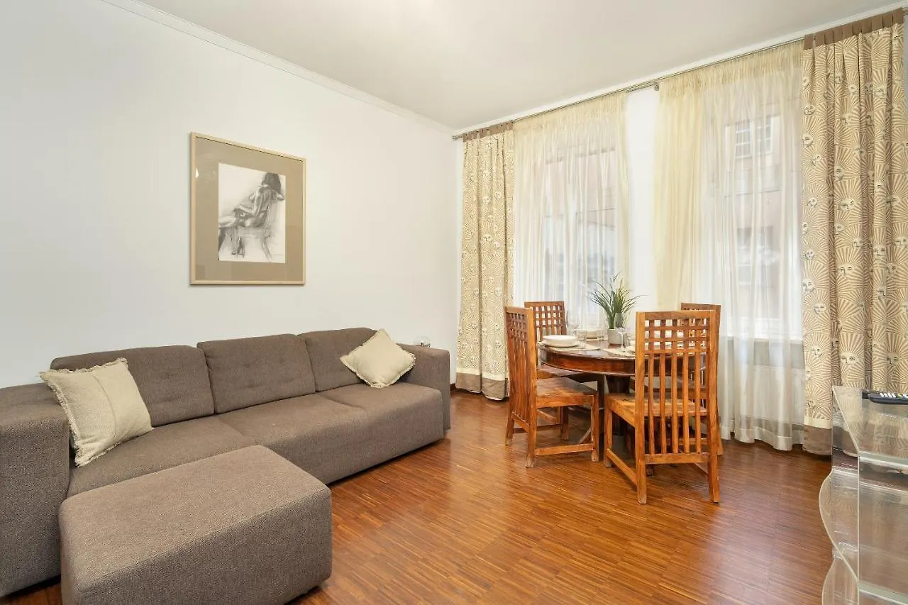 Sunny Apartments In The Heart Of Poznan Old Town By Noclegi Renters
