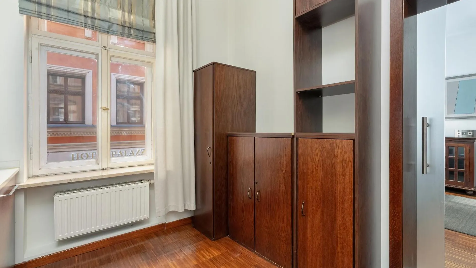 Sunny Apartments In The Heart Of Poznan Old Town By Noclegi Renters